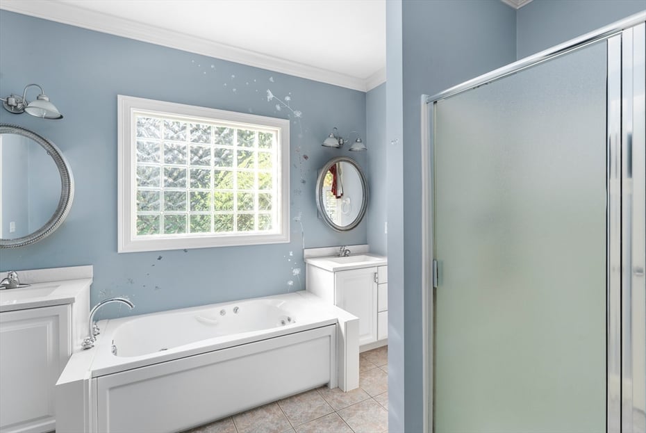 10 Golden Cir Photo 16