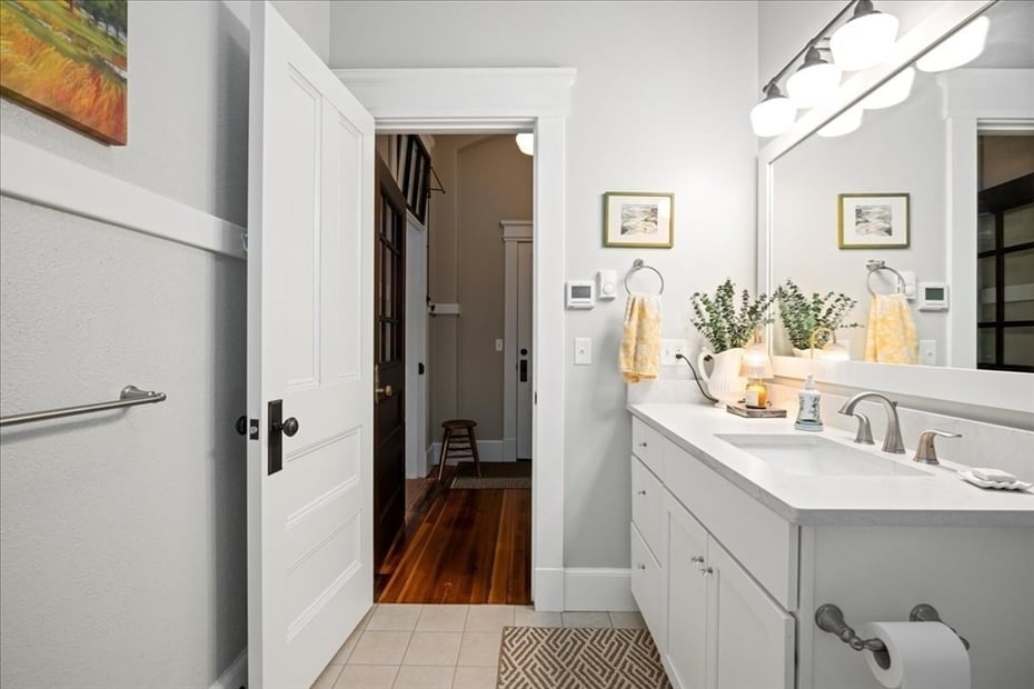 58 Main St  #3 Photo 8