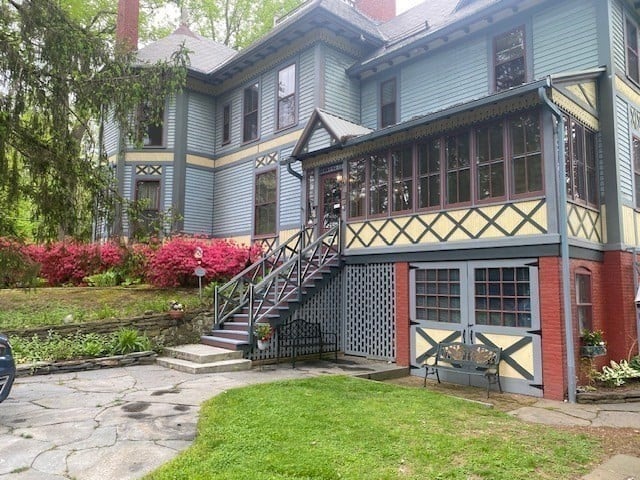 257 Main Street Photo 3