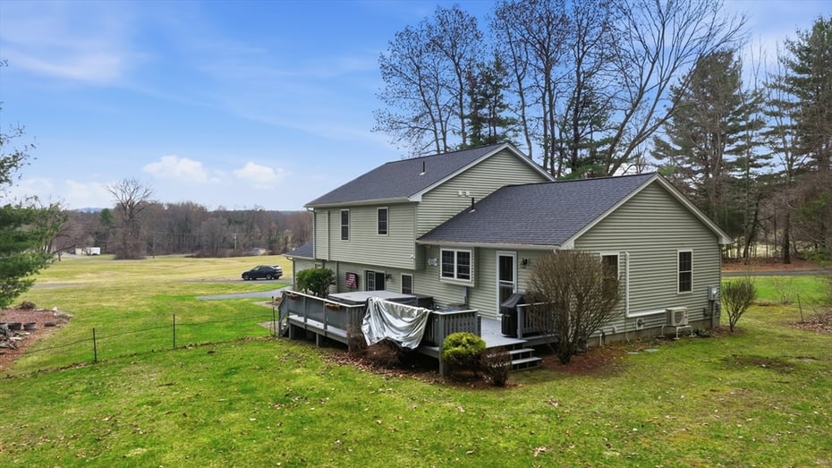 7 Hillside Meadows Dr Photo 6