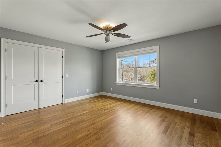 156 Emerson Way Photo 17