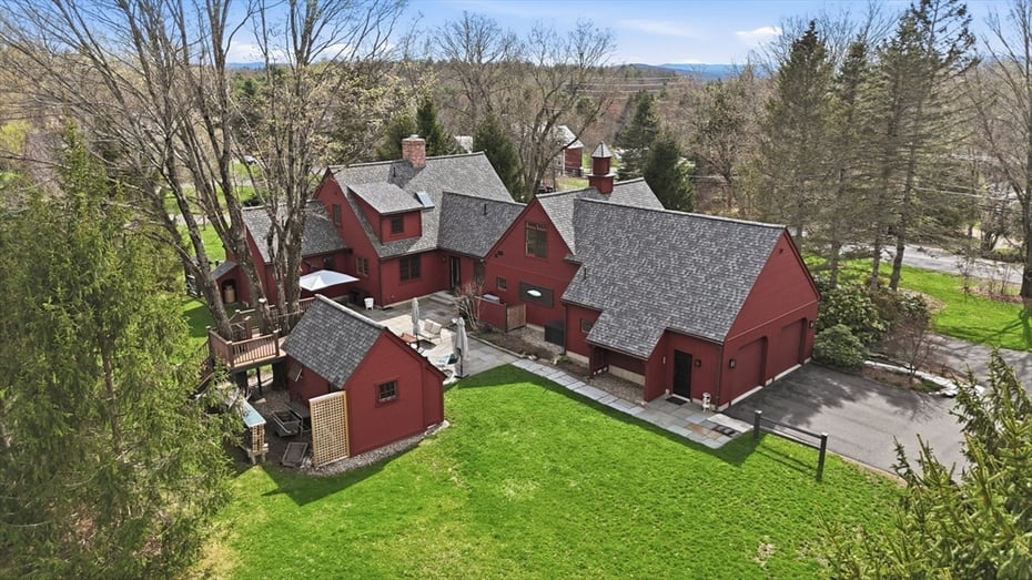 281 Leverett Rd Photo 3