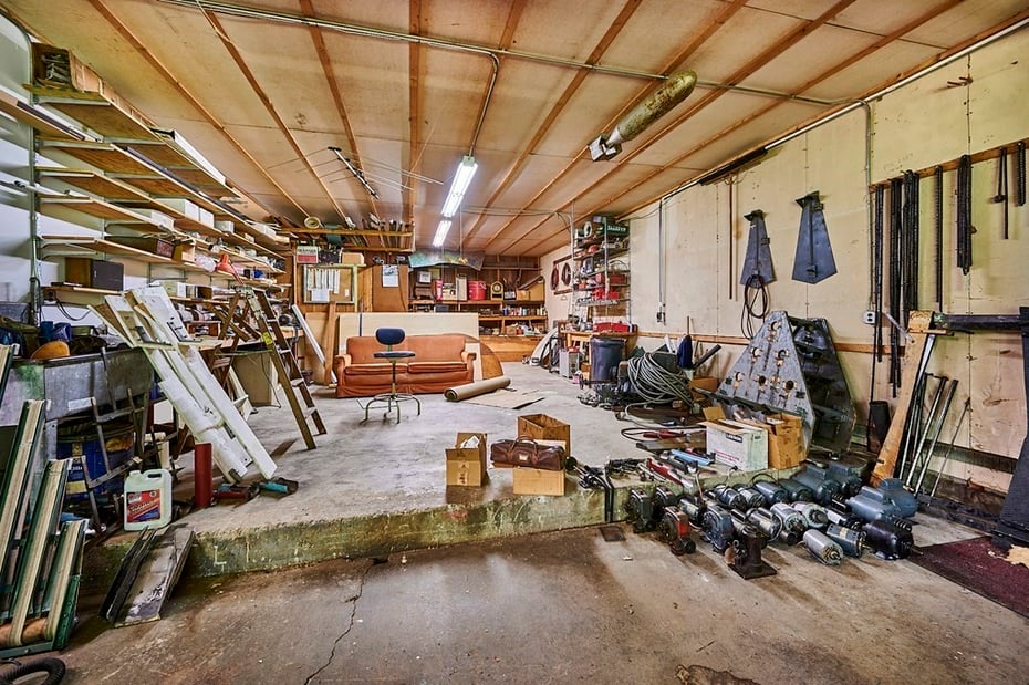 74 College Hwy Photo 31