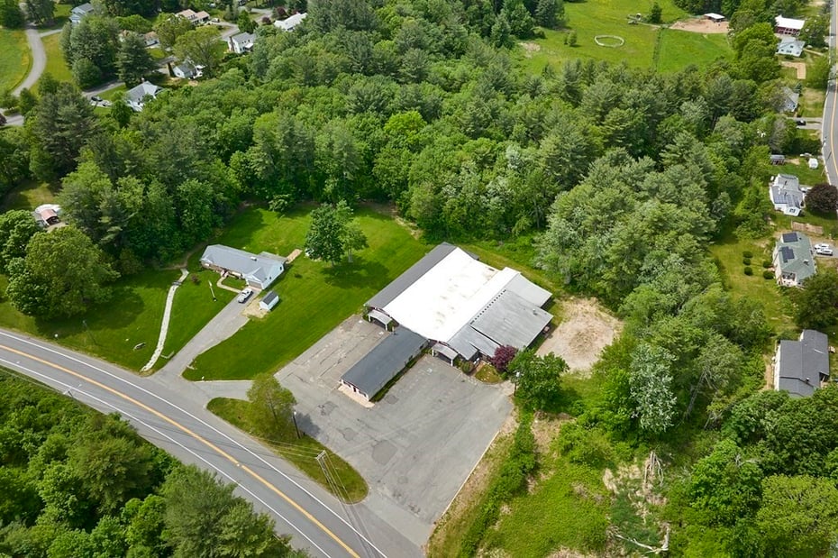 74 College Hwy Photo 41