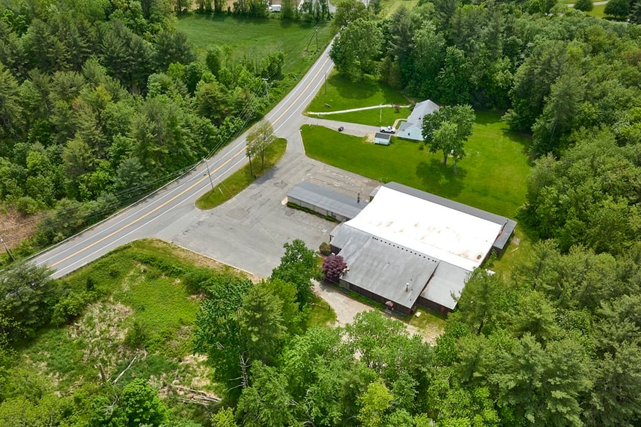 74 College Hwy Photo 3