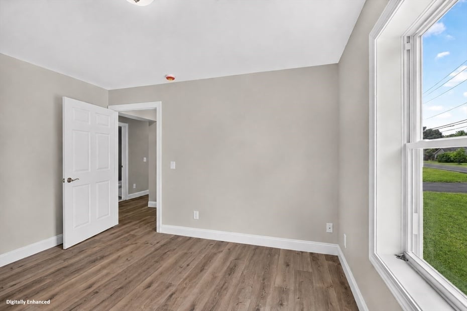 74 West St Photo 19
