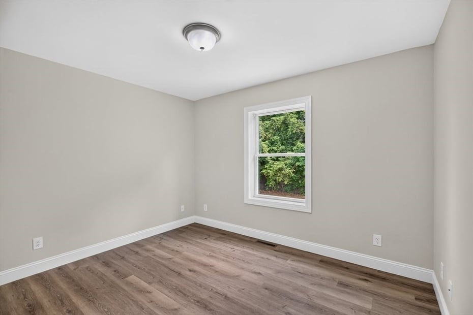 74 West St Photo 12
