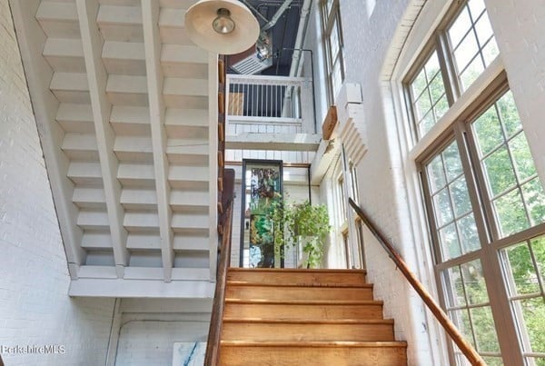 410 Park St N Photo 14