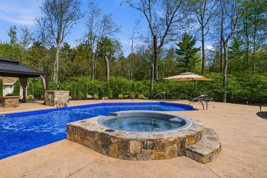8 Fitch Farm Way Photo 36