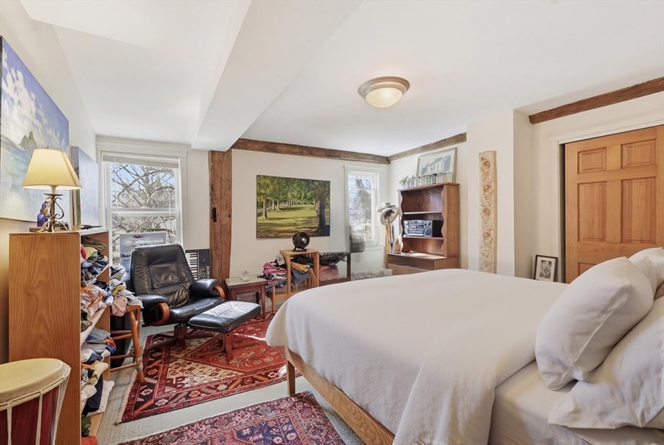 128 West St Photo 16