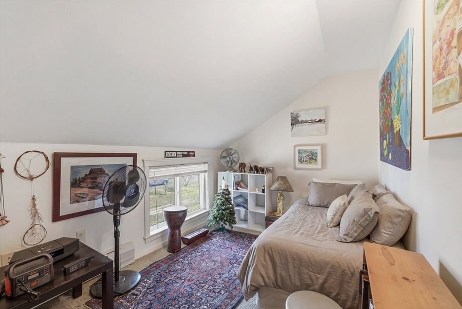 128 West St Photo 12