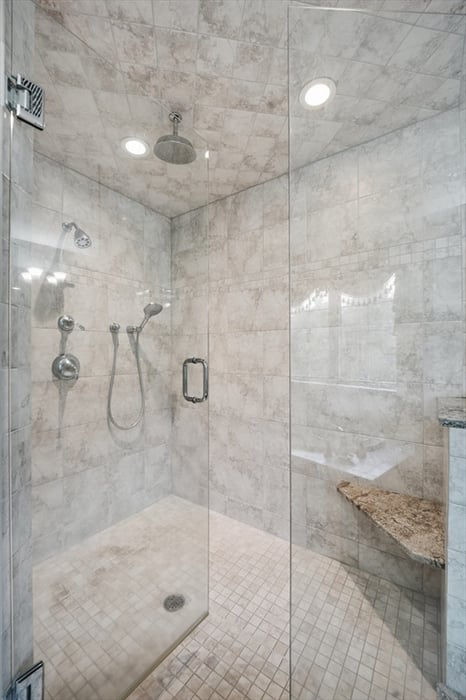 16 Falcon Heights Photo 24