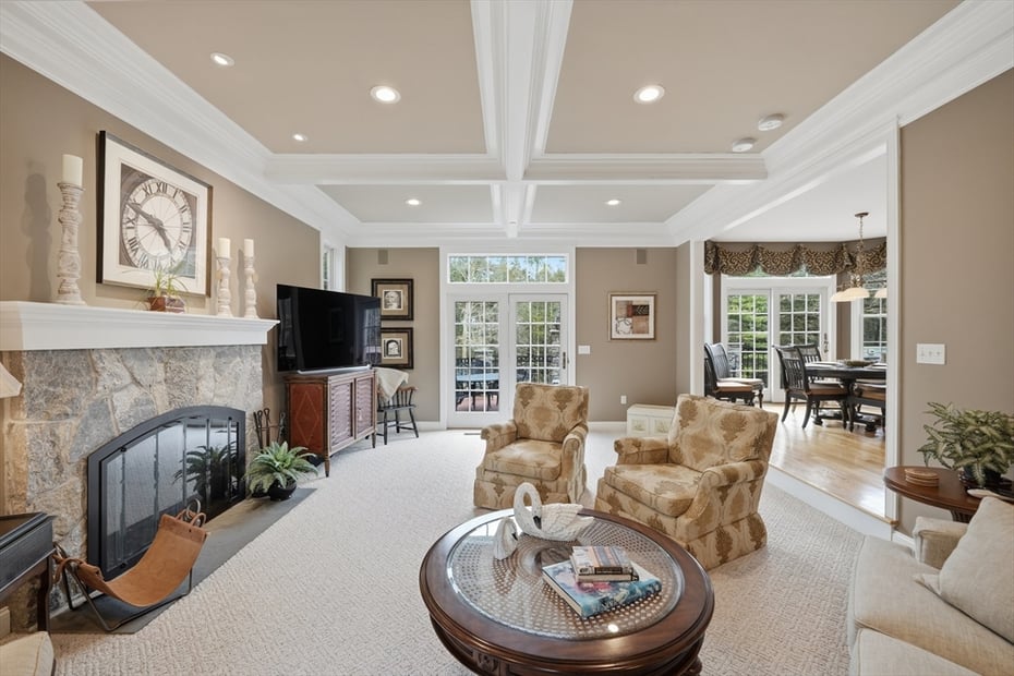 16 Falcon Heights Photo 16