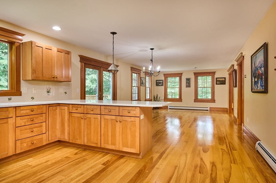 2 Eastwood Dr Photo 15