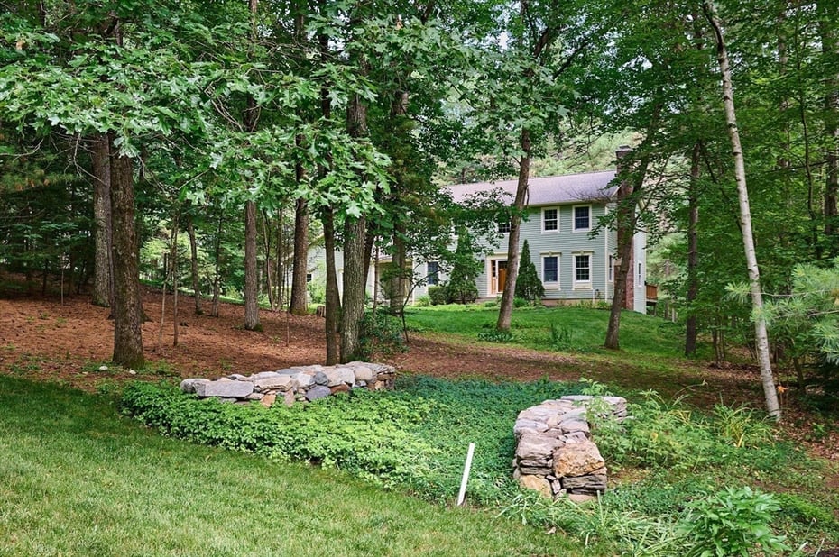 2 Eastwood Dr Photo 38