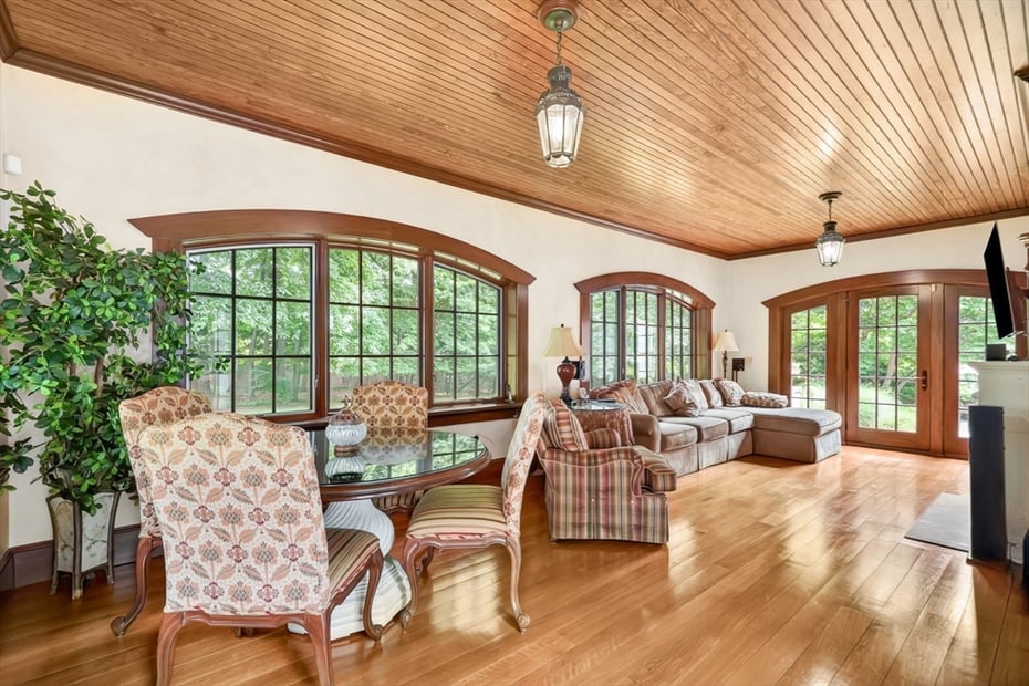 135 Forest Glen Rd Photo 11