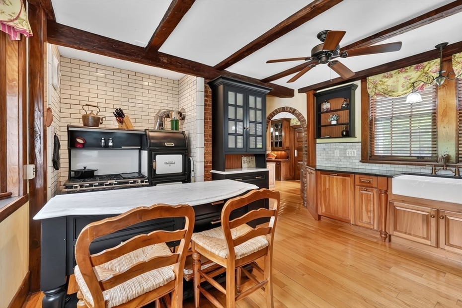 135 Forest Glen Rd Photo 19