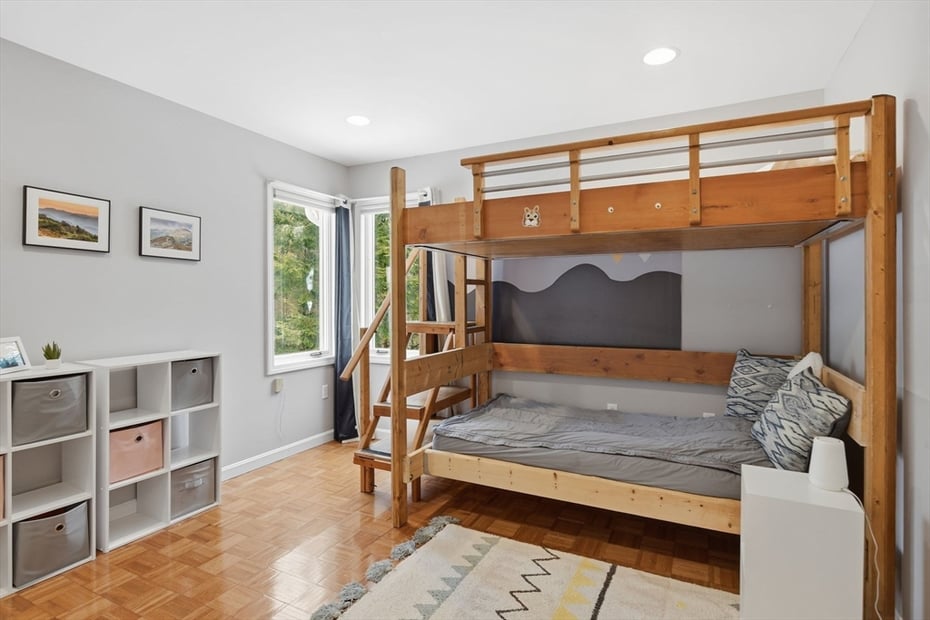 6 Shattuck Road Photo 25