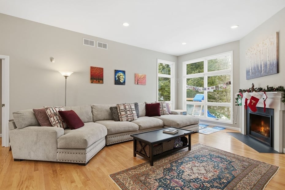 6 Shattuck Road Photo 7