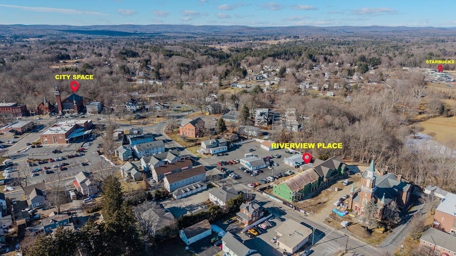 19 Elizabeth Lane #19 Photo 12