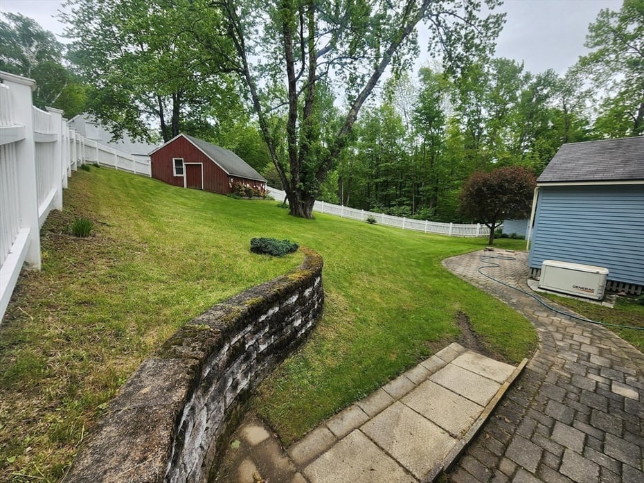 489 West Cummington Rd Photo 5