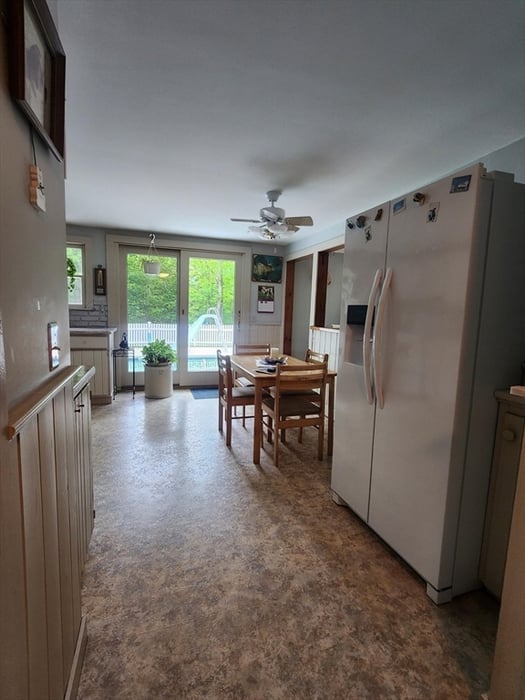 489 West Cummington Rd Photo 16