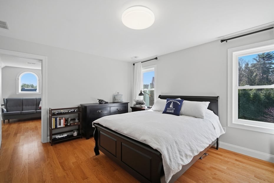 9 Nicholas Ln Photo 33