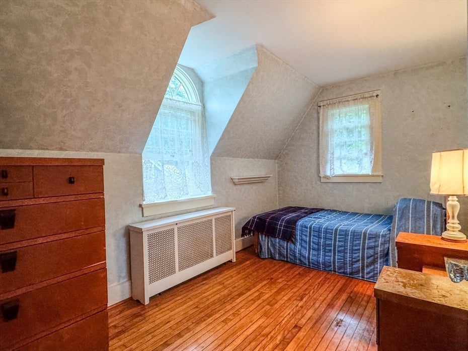 237 Birnam Road Photo 29
