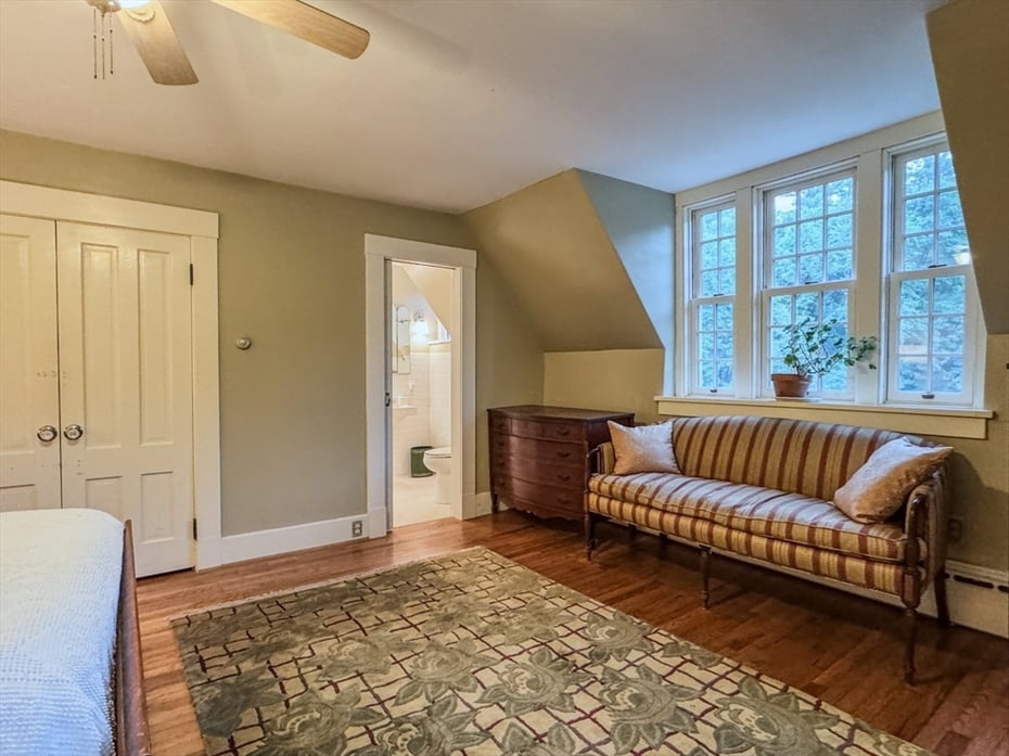 237 Birnam Road Photo 24