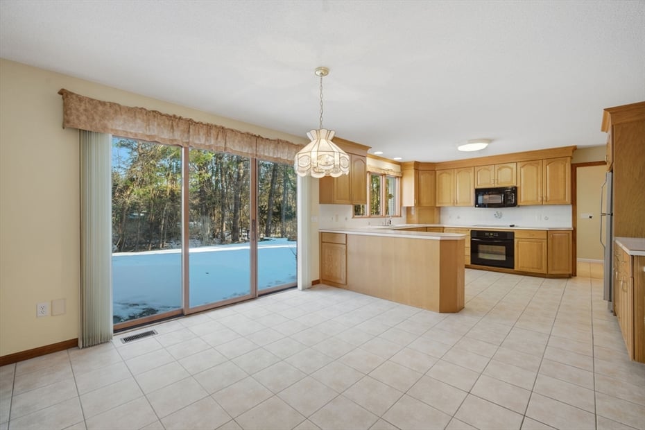 53 Ashford Rd Photo 16