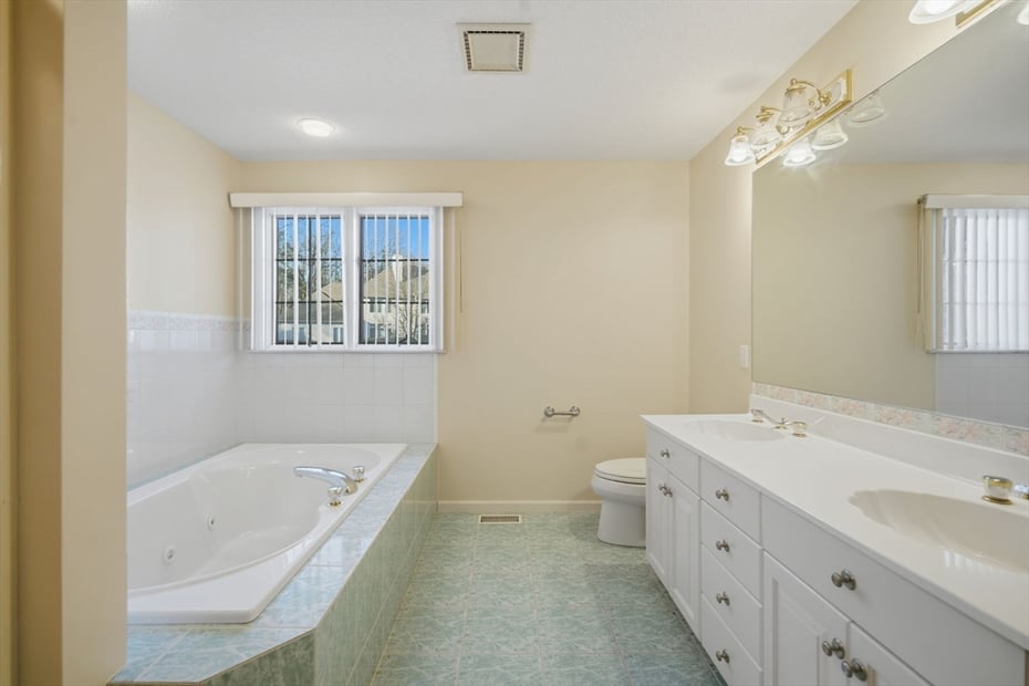 53 Ashford Rd Photo 26