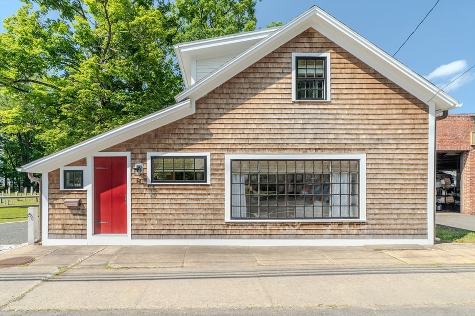 14 Sugarloaf St Photo 1