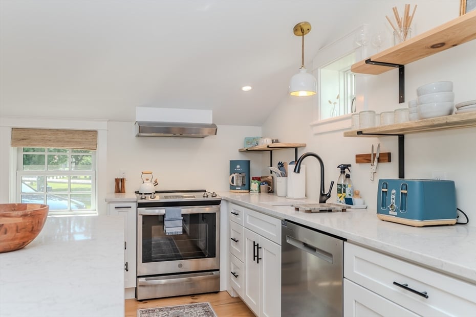 14 Sugarloaf St Photo 11