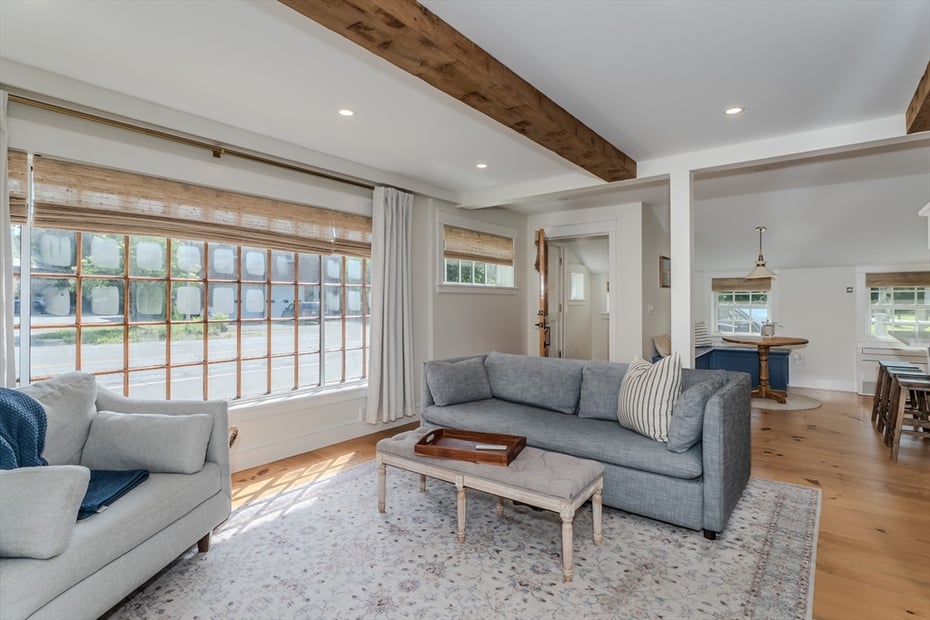 14 Sugarloaf St Photo 2