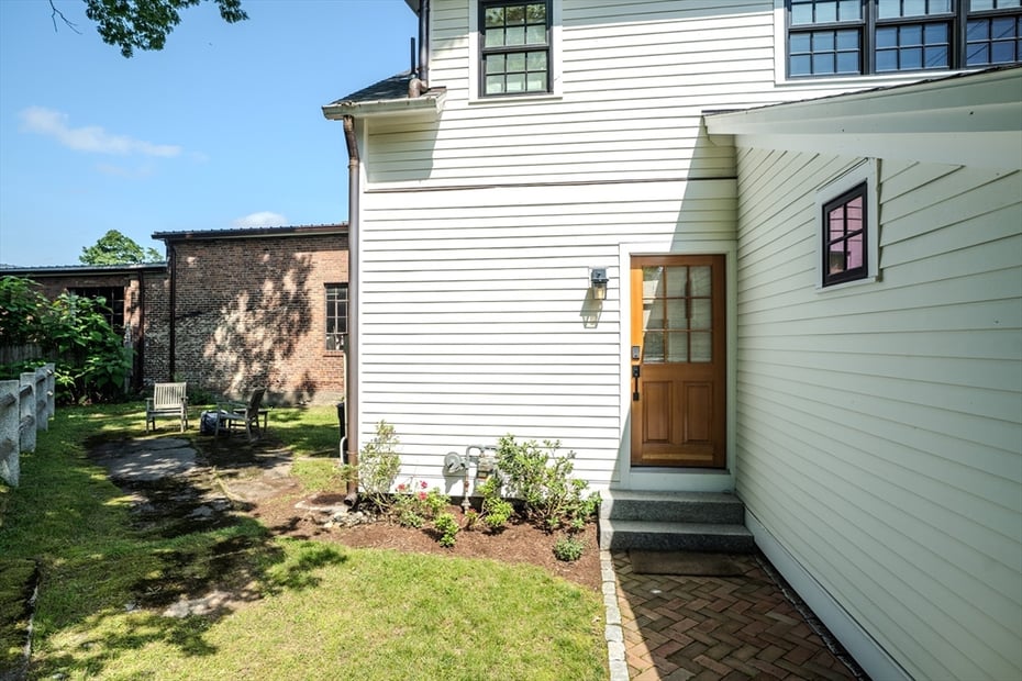 14 Sugarloaf St Photo 28