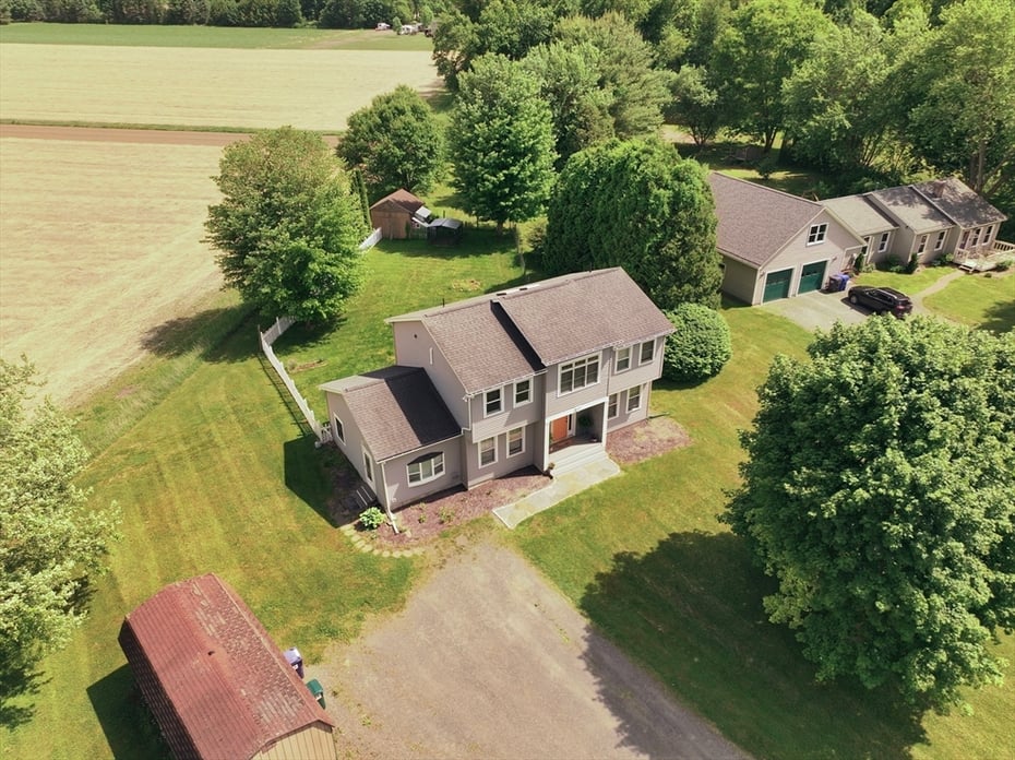 36 Swamp Road Photo 11