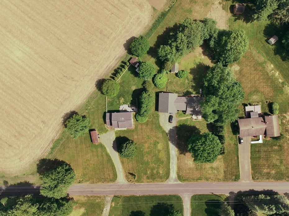 36 Swamp Road Photo 12