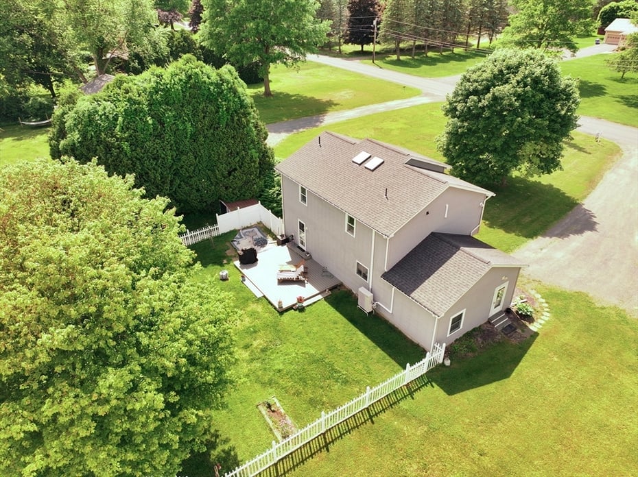 36 Swamp Road Photo 32
