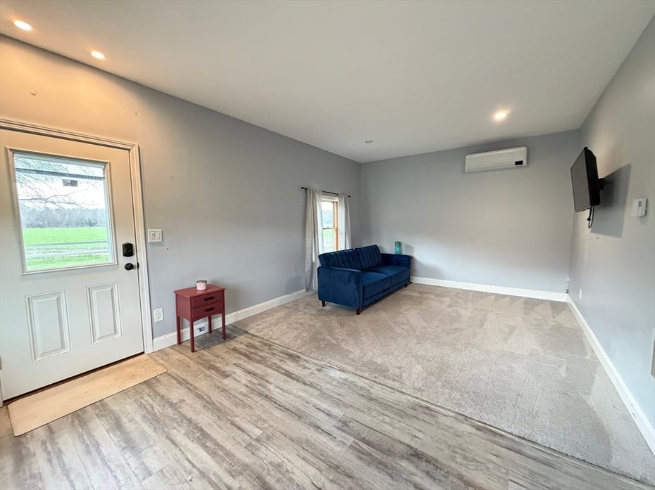 36 Swamp Road Photo 19