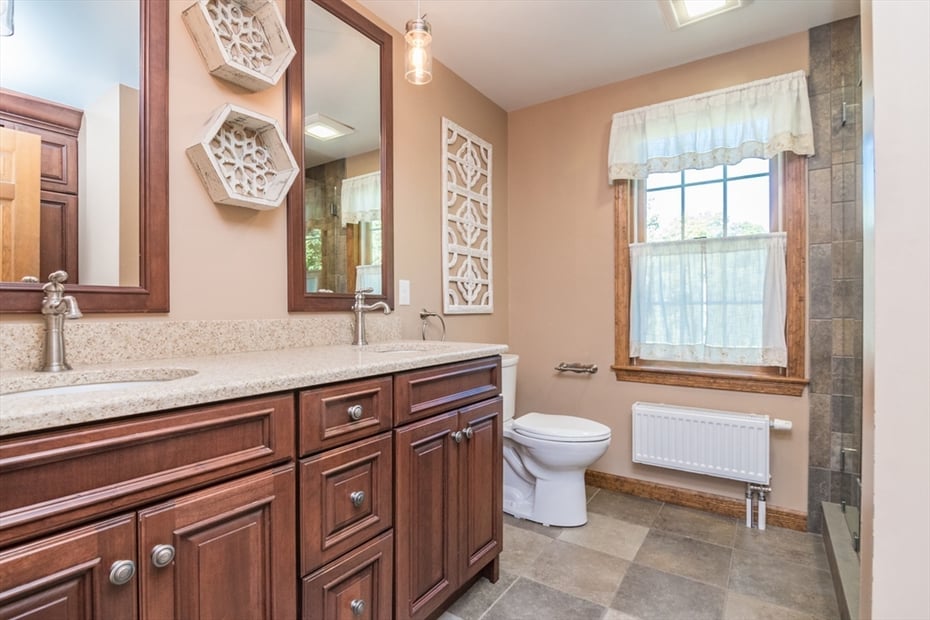 68 Highland Ave Photo 24
