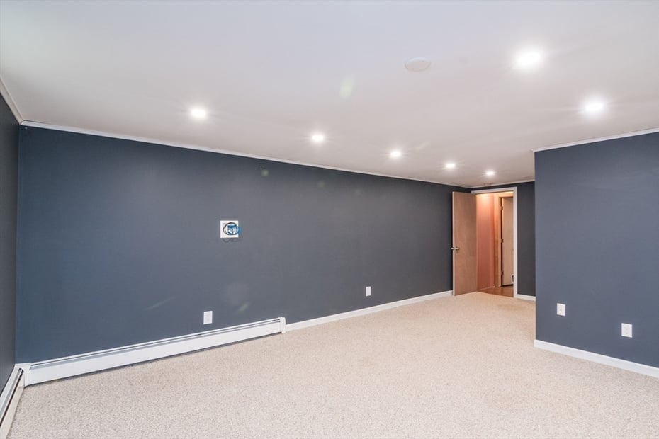 68 Highland Ave Photo 31