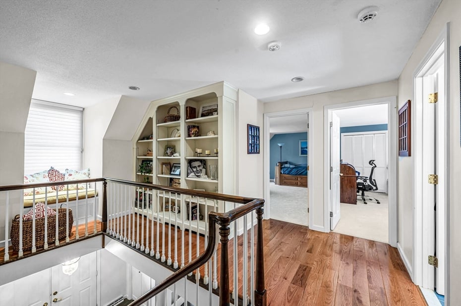 115 Williamsburg Dr Photo 18