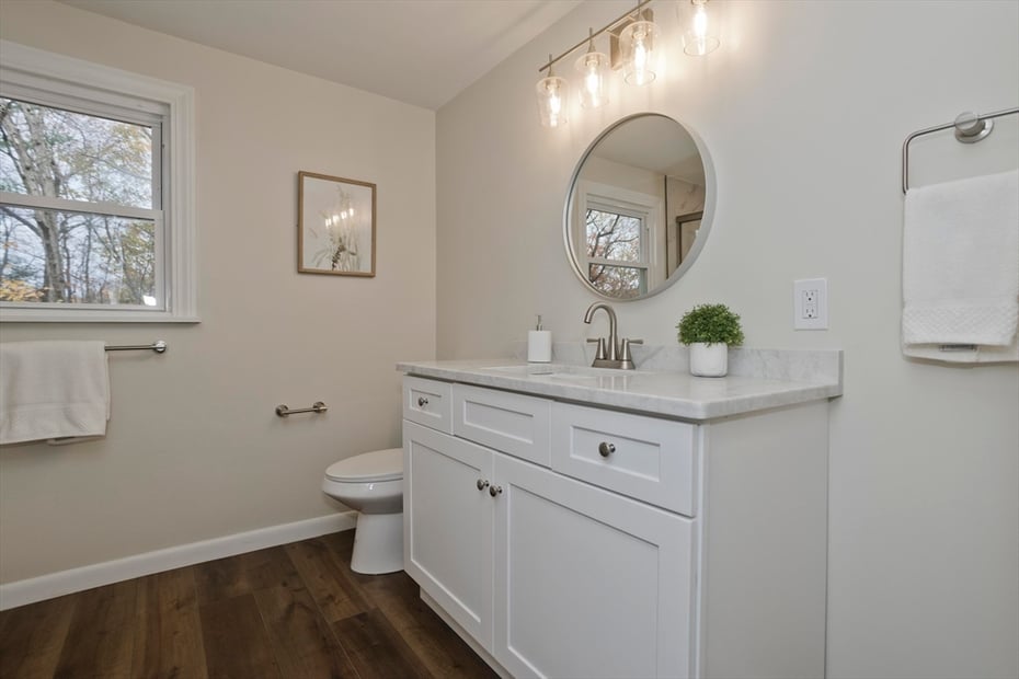 8 Molloy Ave Photo 31