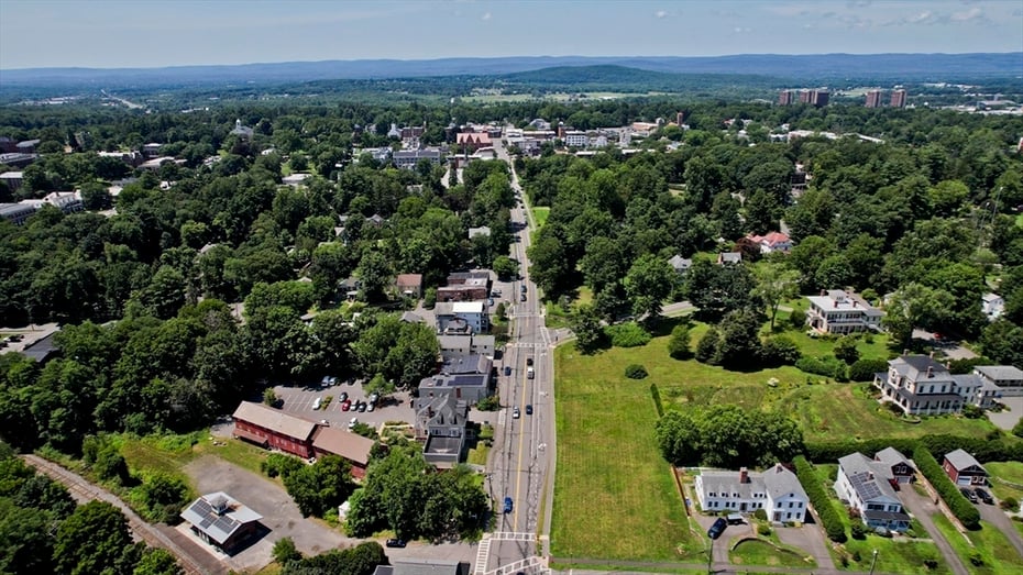 363 Main Street Photo 41