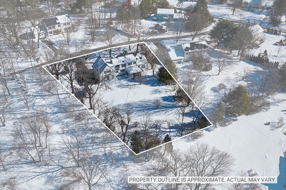 12 Teawaddle Lane Photo 41