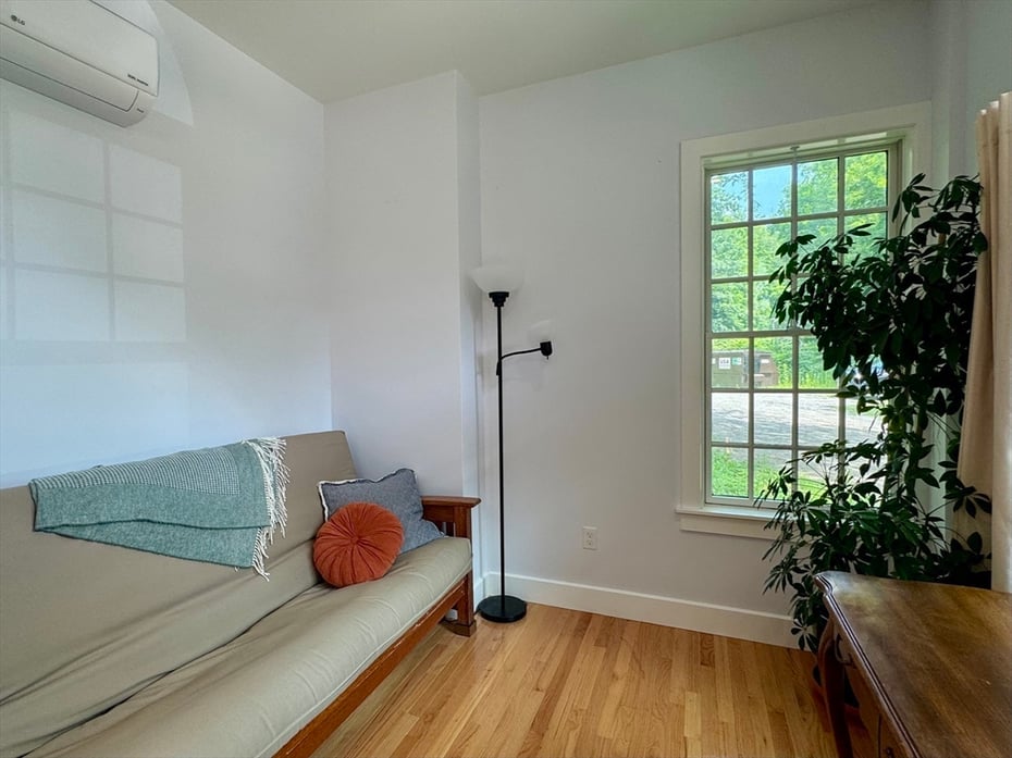 10 Deerfield Ave  #9 Photo 10