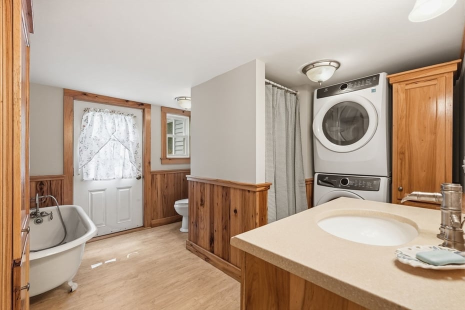 32 Eunice Williams Dr Photo 23