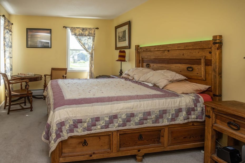 188 State Road Photo 11