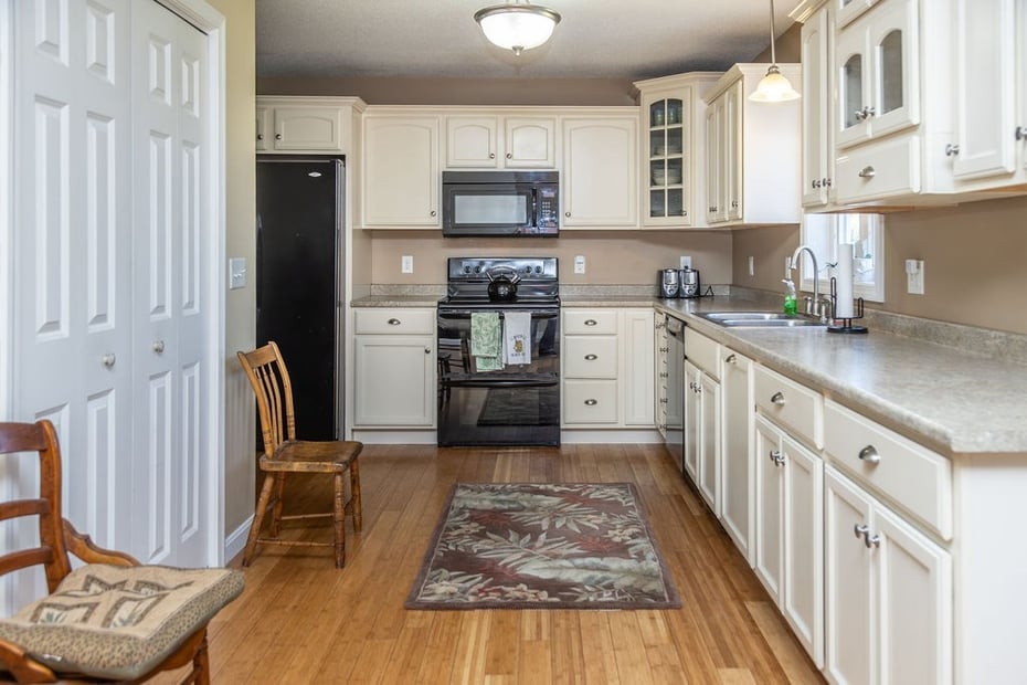 188 State Road Photo 6