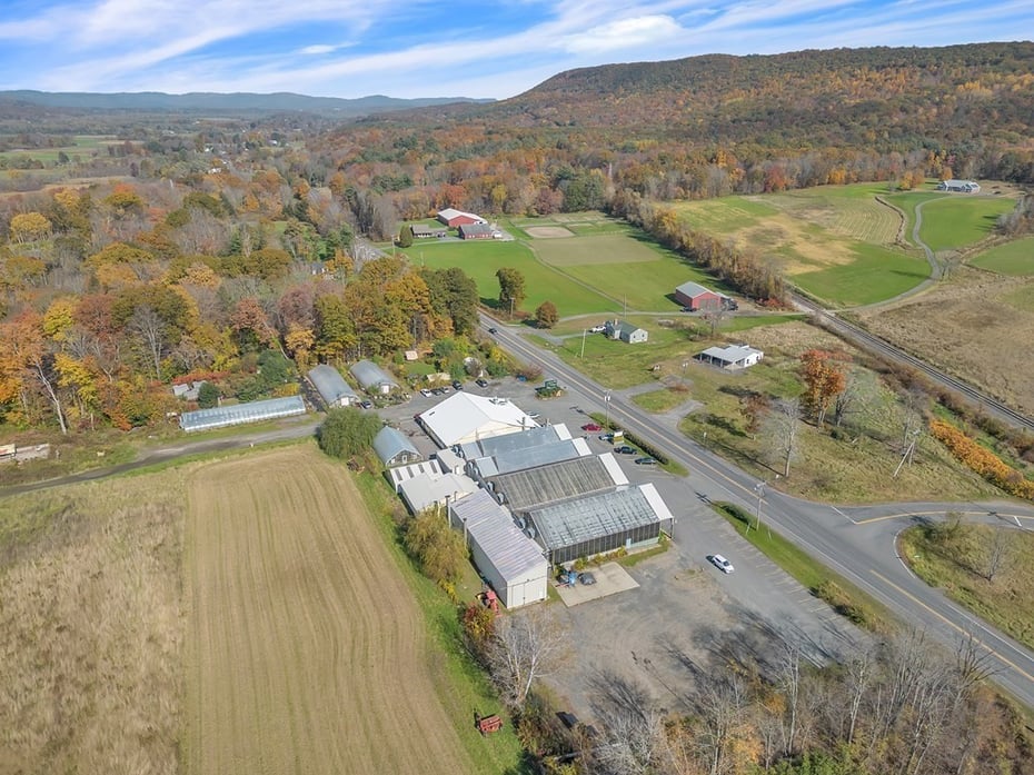 281 Greenfield Rd Photo 9